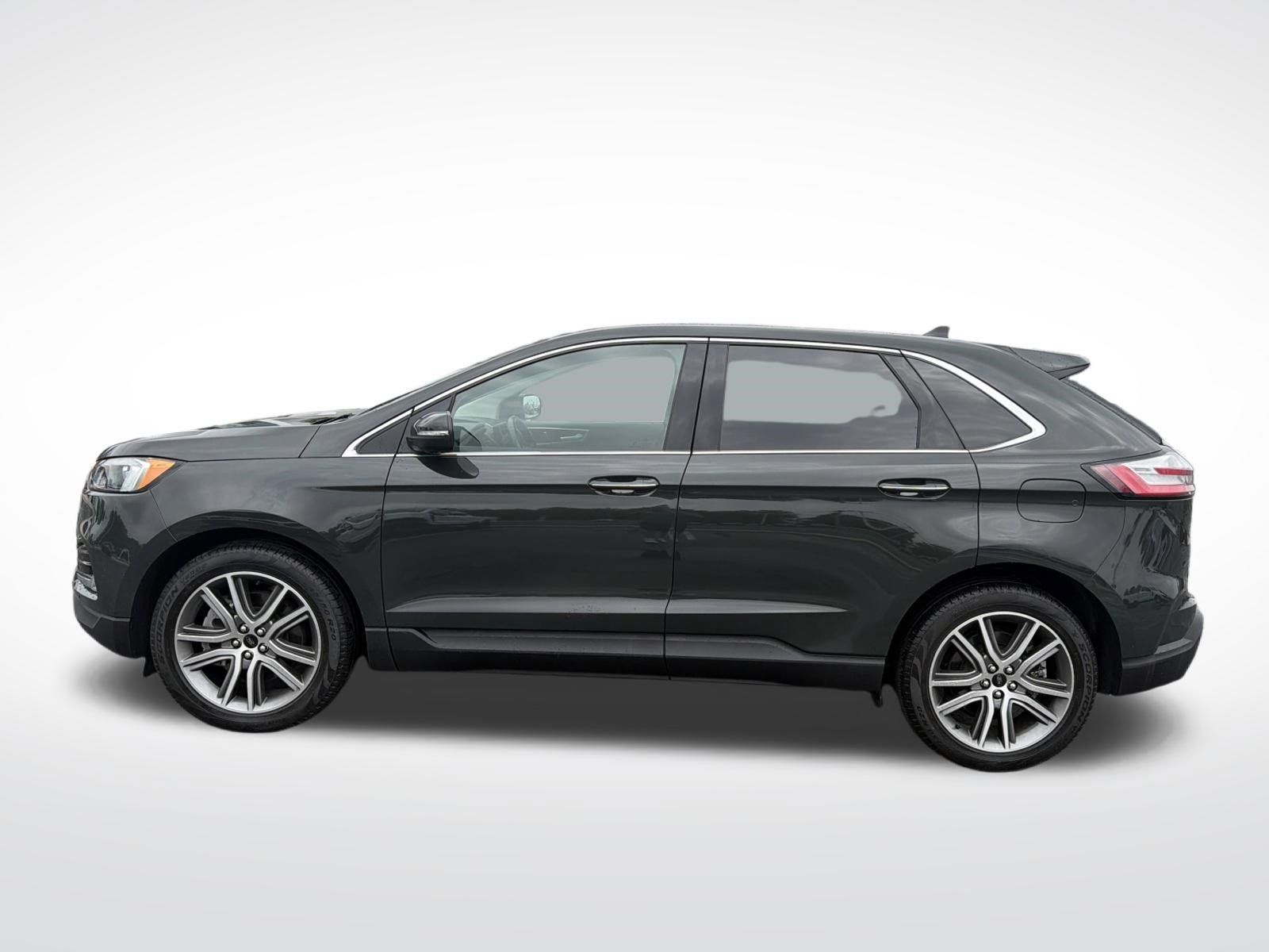 Used 2023 Ford Edge Titanium w/ Class II Trailer Tow Package AWD/4WD image 19