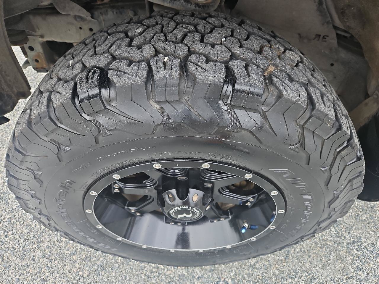 Used 2014 Toyota 4Runner SR5 AWD/4WD image 12