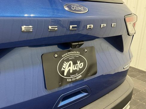 Used 2022 Ford Escape SE w/ Convenience Package AWD/4WD image 5