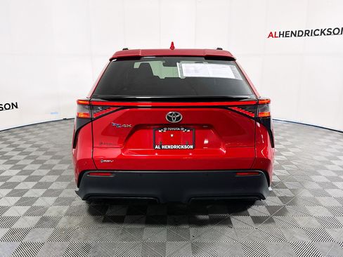 Used 2025 Toyota bZ4X FWD image 4