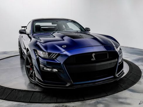Used 2020 Ford Mustang Shelby GT500 w/ Carbon Fiber Track Pack image 20