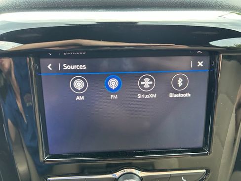 Used 2023 Chevrolet Traverse LS FWD image 26