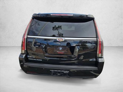Used 2020 Cadillac Escalade ESV Luxury AWD/4WD image 7