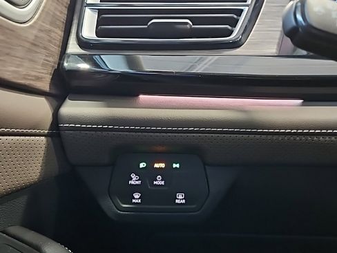 New 2026 Volkswagen Atlas SEL image 41