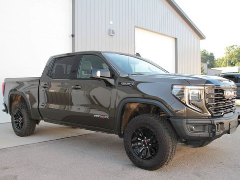 Used 2023 GMC Sierra 1500 AT4X AWD/4WD image 6