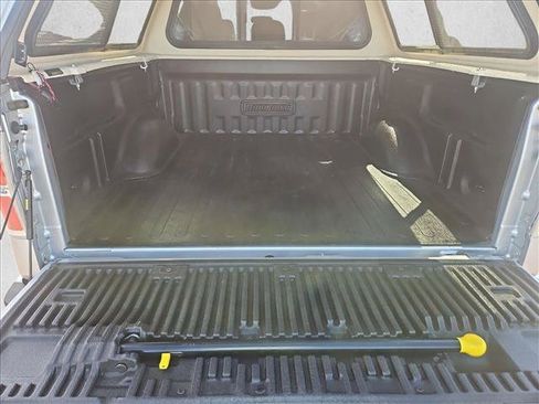 Used 2012 Ford F150 Lariat w/ Lariat Chrome Pkg AWD/4WD image 6