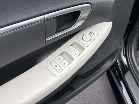 Used 2023 Hyundai Sonata SEL w/ Preferred Accessory Package FWD image 15