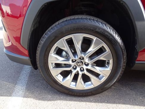 Used 2025 Toyota RAV4 XLE Premium w/ Weather Package AWD/4WD image 7