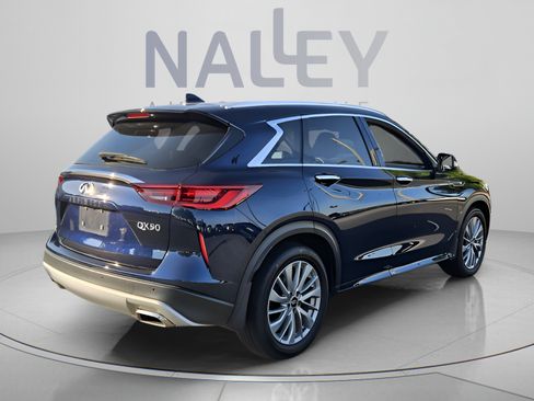 Used 2023 INFINITI QX50 Luxe FWD image 5