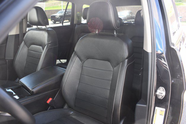 Used 2024 Volkswagen Atlas SEL AWD/4WD image 17
