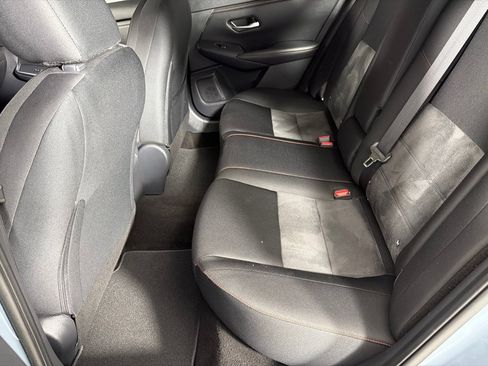 Used 2024 Nissan Sentra SR FWD image 19