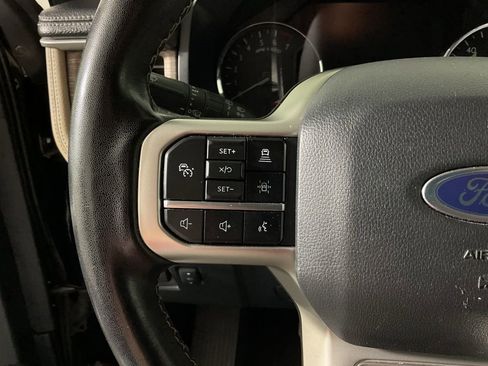 Used 2024 Ford Expedition Limited image 27