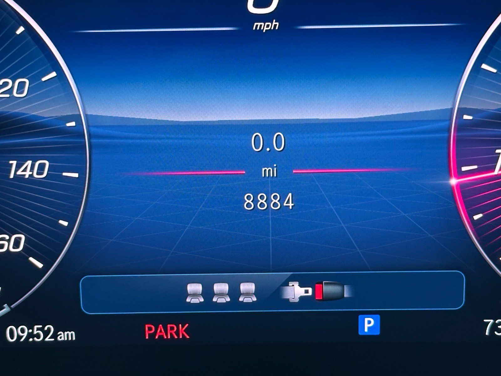 Used 2025 Mercedes-Benz C 300 Sedan image 4