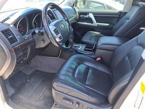 Used 2013 Toyota Land Cruiser AWD/4WD image 5