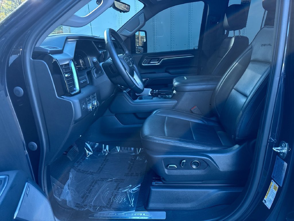 Used 2024 GMC Sierra 2500 Denali w/ Denali Reserve Package AWD/4WD image 13
