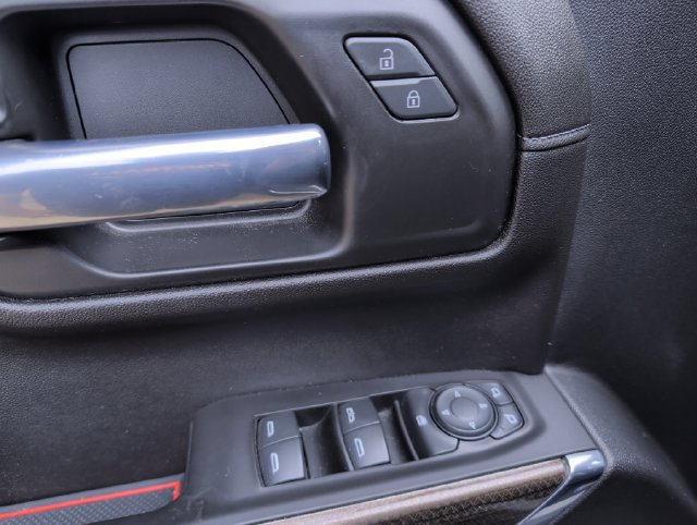 Used 2021 Chevrolet Silverado 1500 LT Trail Boss w/ Convenience Package II AWD/4WD image 14