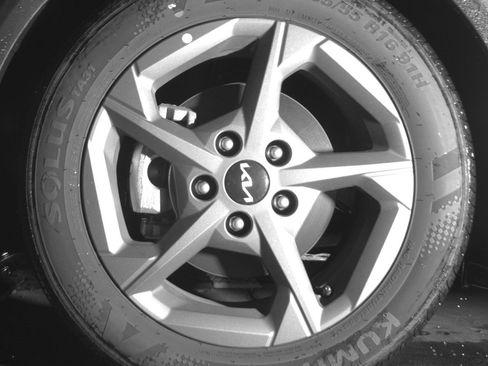 Used 2025 Kia K4 LXS image 12