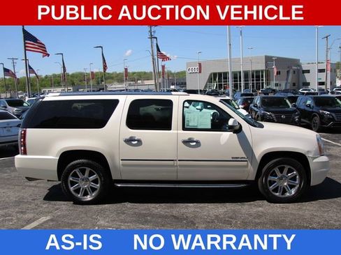 Used 2011 GMC Yukon XL Denali AWD/4WD image 11