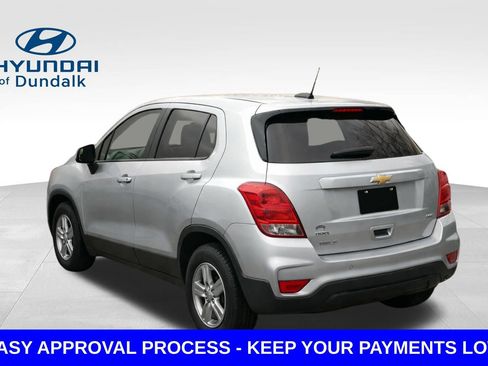Used 2020 Chevrolet Trax LS w/ Tint and Cruise Package FWD image 5
