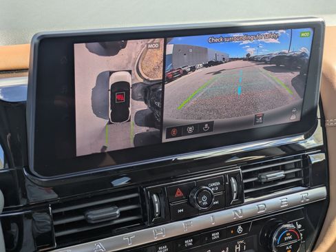 New 2026 Nissan Pathfinder Platinum FWD image 20