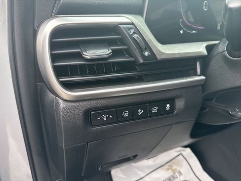 Used 2024 Kia Telluride EX X-Line image 14