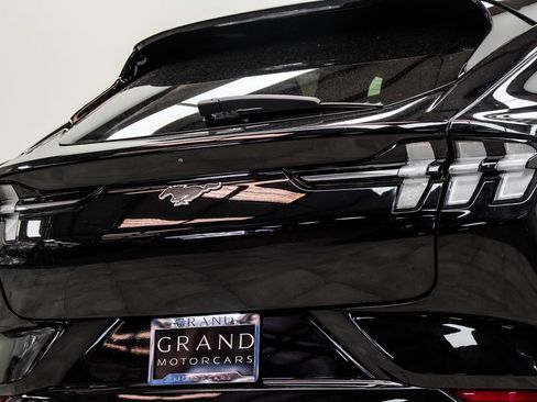 Used 2025 Ford Mustang Mach-E Premium w/ Sport Appearance Package AWD/4WD image 13