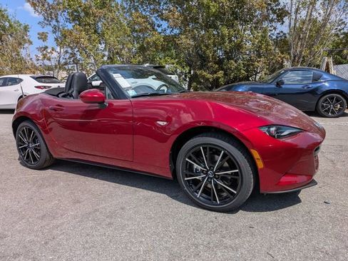 New 2026 MAZDA MX-5 Miata Grand Touring image 2
