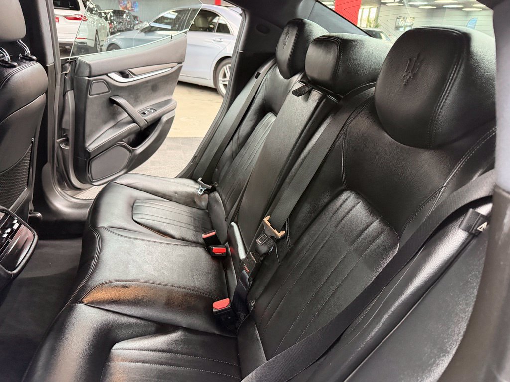 Used 2021 Maserati Ghibli RWD image 39