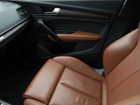 Used 2024 Audi Q5 2.0T Premium Plus image 13