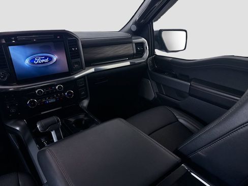 Used 2025 Ford F150 Lariat w/ Tow/Haul Package AWD/4WD image 26