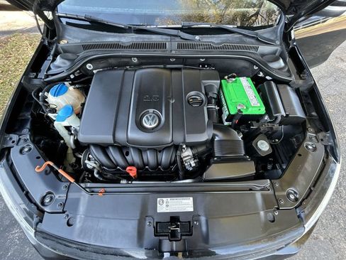 Used 2012 Volkswagen Jetta SE FWD image 11