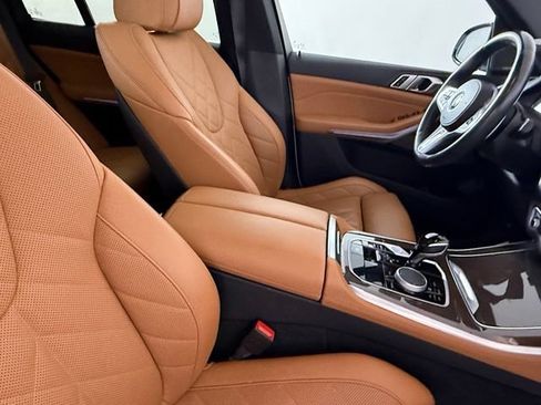 Used 2023 BMW X5 xDrive40i w/ M Sport Package AWD/4WD image 43