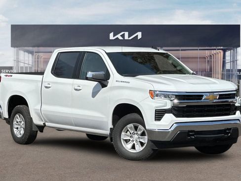 Used 2024 Chevrolet Silverado 1500 LT w/ Work Truck Package AWD/4WD image 2