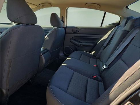 Used 2024 Nissan Altima 2.5 SV image 15