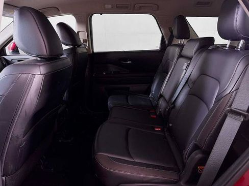 Certified 2023 Nissan Pathfinder SL AWD/4WD image 21