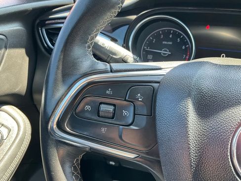 Used 2021 Buick Encore GX Preferred image 11