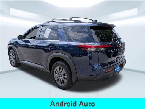 Used 2025 Nissan Pathfinder SV FWD image 3