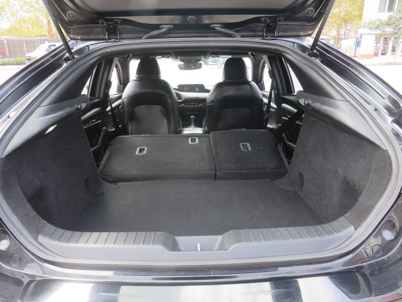 Used 2019 MAZDA MAZDA3 AWD Hatchback w/ Premium Pkg image 25