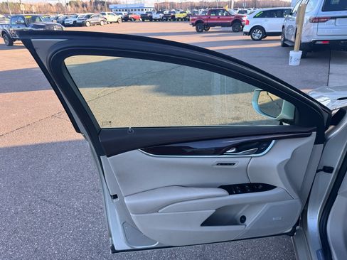 Used 2016 Cadillac XTS Luxury w/ Driver Awareness Package image 14