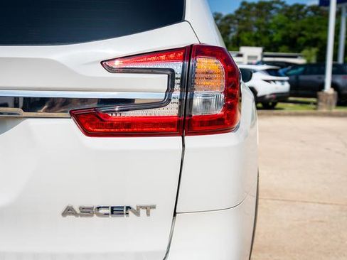 Certified 2024 Subaru Ascent Premium w/ Convenience Package AWD/4WD image 17