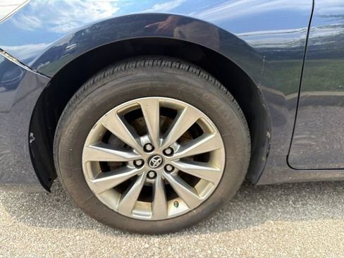 Used 2016 Toyota Camry XLE FWD image 33