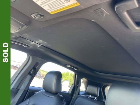 Used 2020 Ford Edge ST-Line FWD image 17