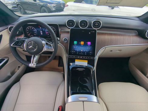 Certified 2026 Mercedes-Benz GLC 300 image 2