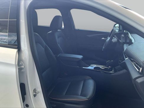 Used 2024 Buick Envista Avenir FWD image 9