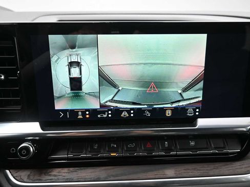 New 2026 GMC Sierra 2500 SLT w/ SLT Premium Package image 14