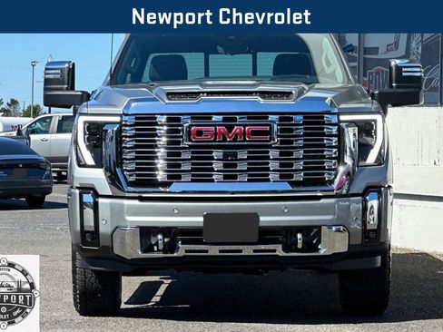 New 2026 GMC Sierra 3500 Denali w/ Technology Package image 7