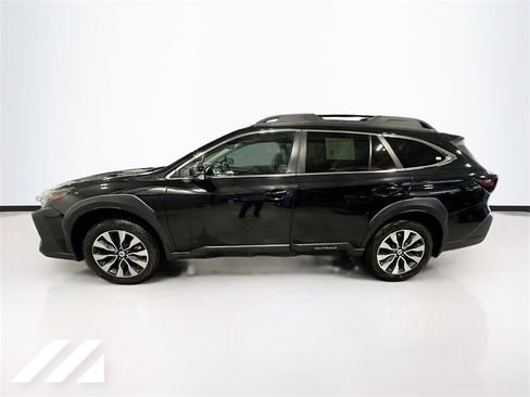 Used 2023 Subaru Outback Limited XT image 8