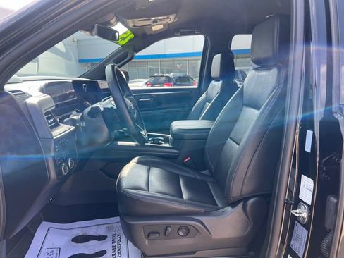 Certified 2025 Chevrolet Suburban Z71 AWD/4WD image 11