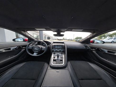 Used 2017 Jaguar F-TYPE Coupe RWD image 15