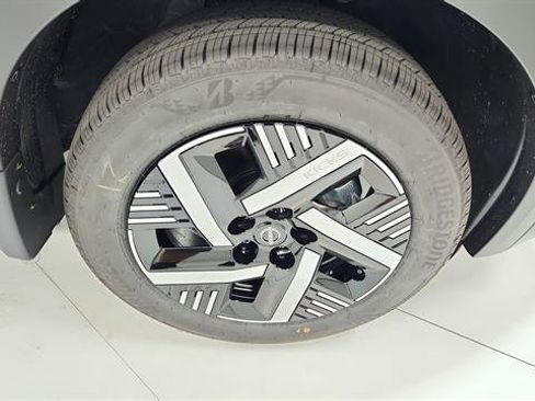 Certified 2026 Nissan Kicks SV FWD image 28